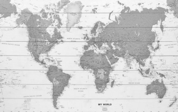Wereldkaart  op hout - zwart-wit